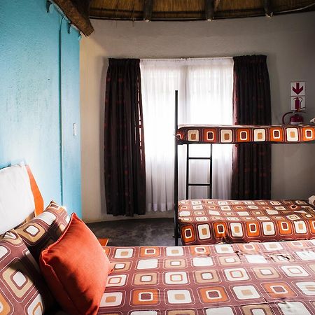 Sheri'S Lodge & Backpackers 그래스콥 외부 사진